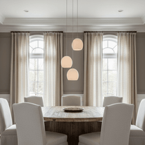 Auris 3-light marble chandelier illuminated