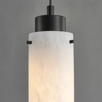 Detail of black marble veining on the Noir column pendant