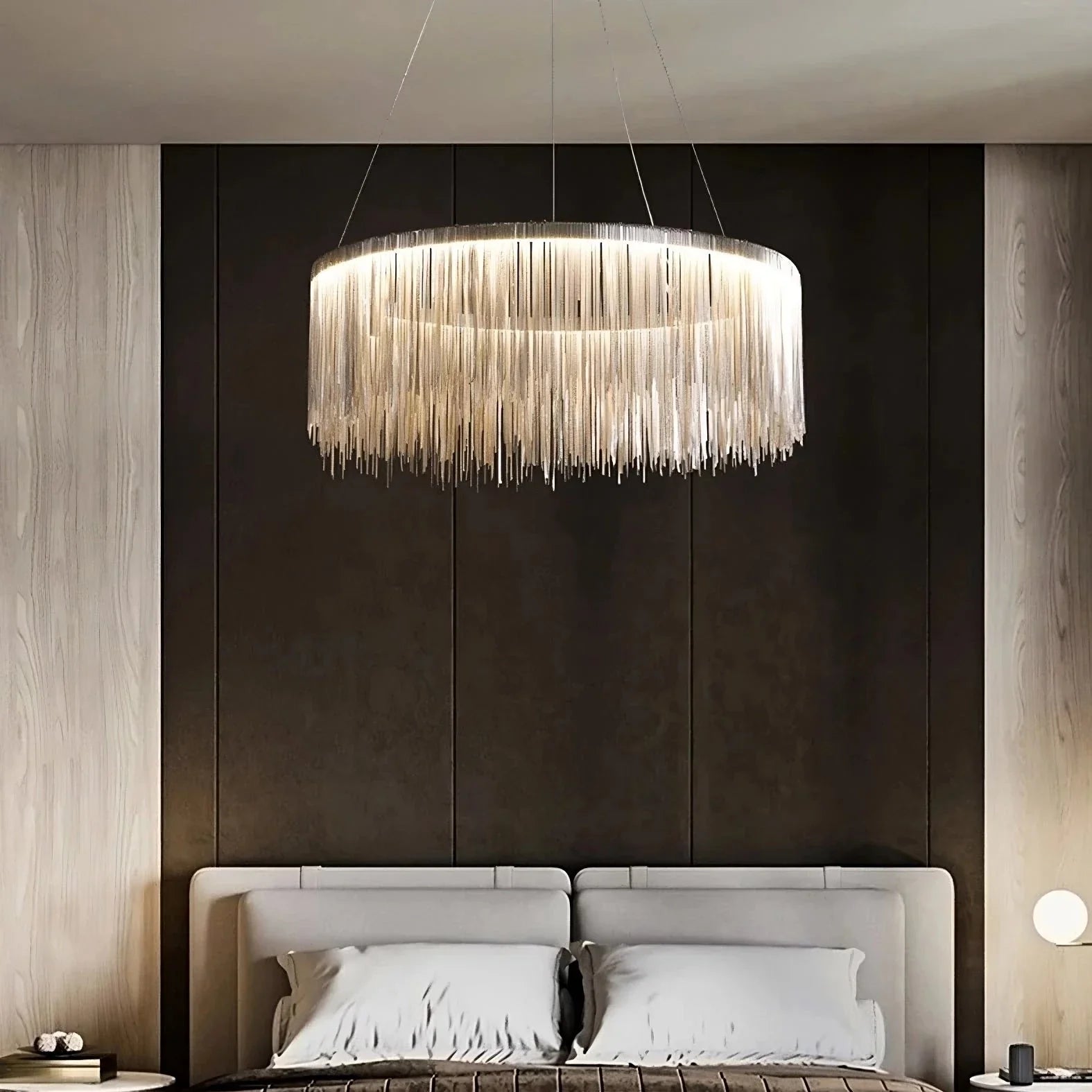 Cadena Chain Tassel Ring Chandelier Secondary image